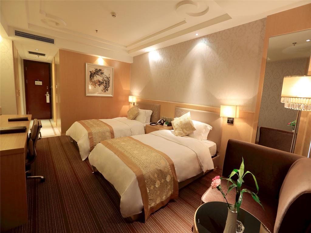 Laiyang Golden Mountain International Hotel מראה חיצוני תמונה
