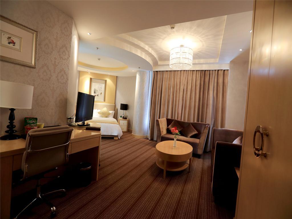 Laiyang Golden Mountain International Hotel מראה חיצוני תמונה