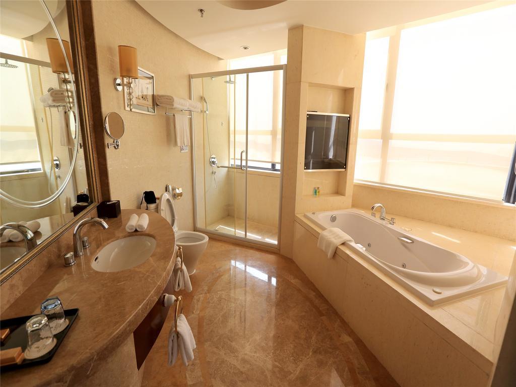 Laiyang Golden Mountain International Hotel מראה חיצוני תמונה