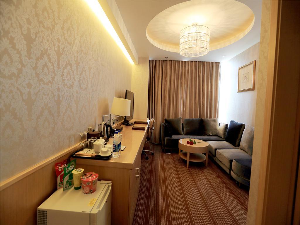 Laiyang Golden Mountain International Hotel מראה חיצוני תמונה